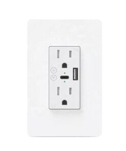 Alternative view of Matter Over Thread Certified Wall Outlet With USB A and C MS0QPUS